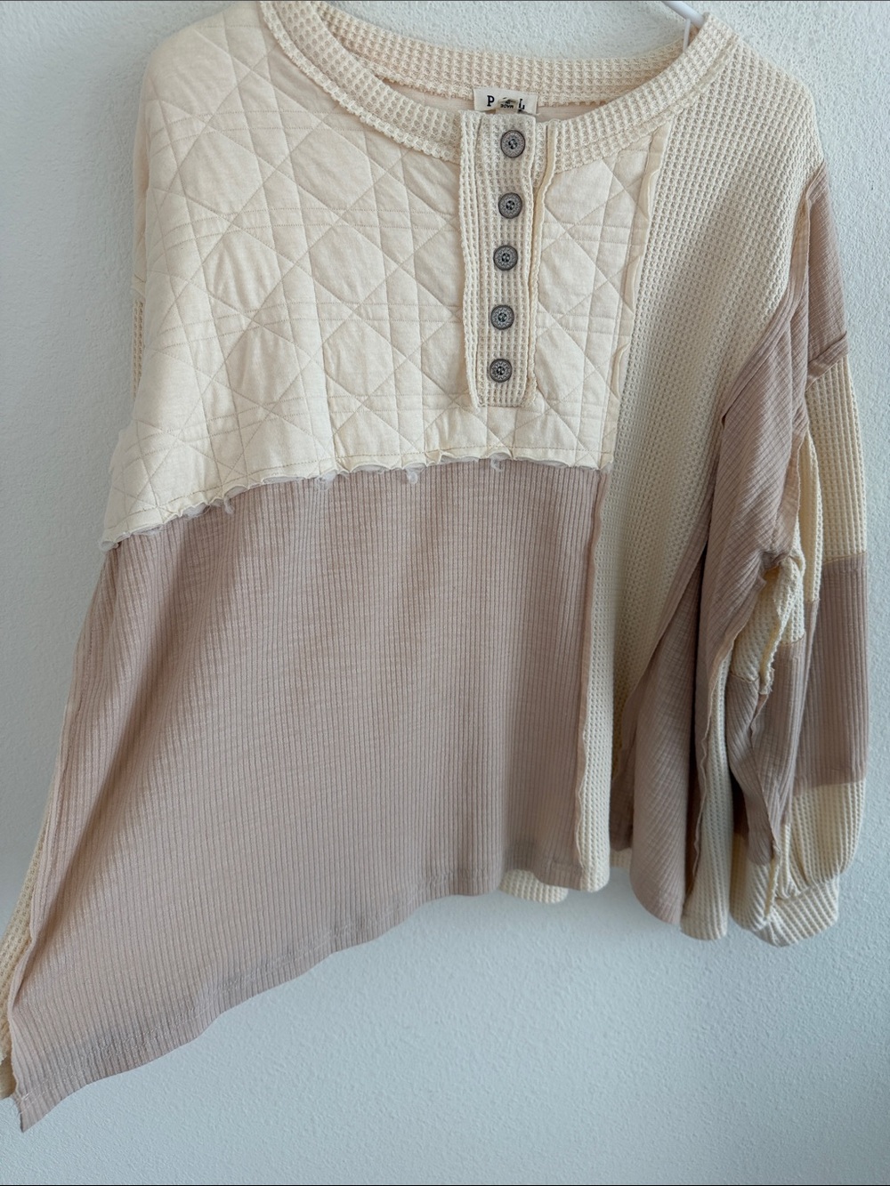 POL Quilted Waffle Knit Lagenlook Boho Henley Long Sleeve - Picture 4 of 6
